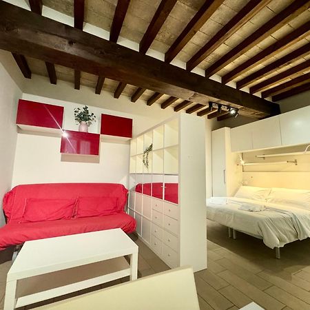 Niki O. Apartments Parma Dış mekan fotoğraf